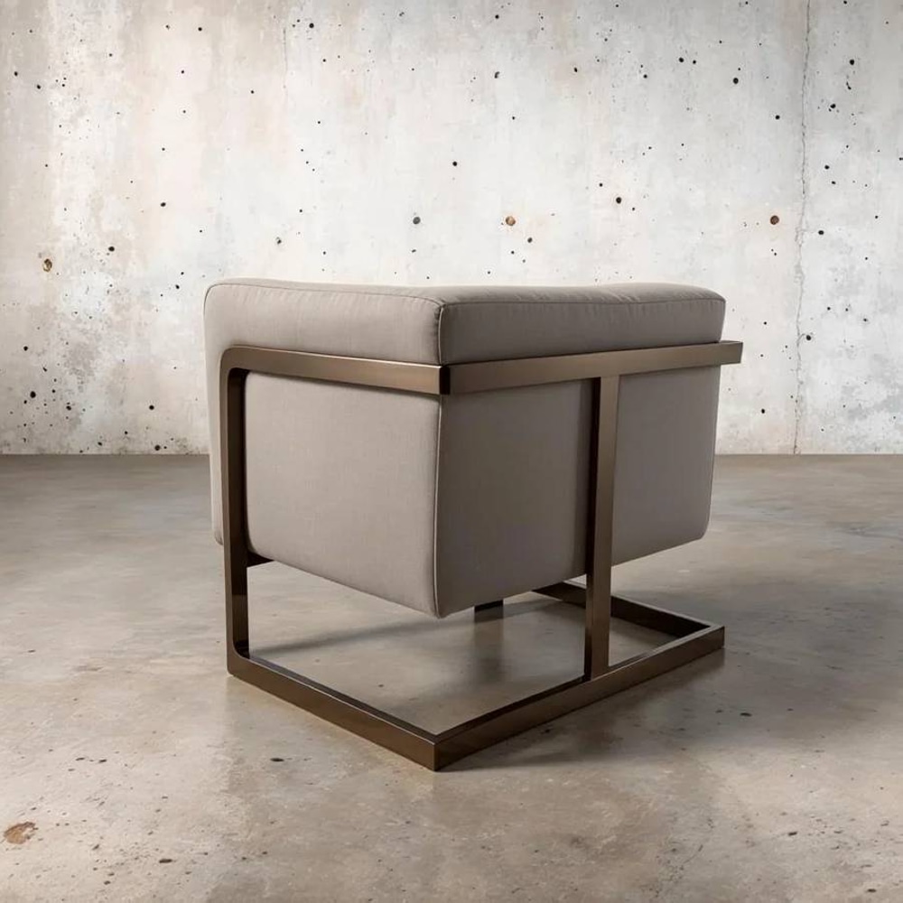 Кресло Harold Armchair